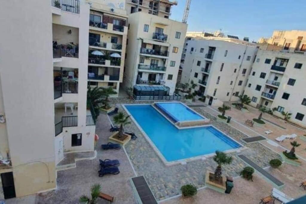 Deluxe Apartment With Pool In The Heart Of St Pauls Bay St. Paul's Bay Exterior foto